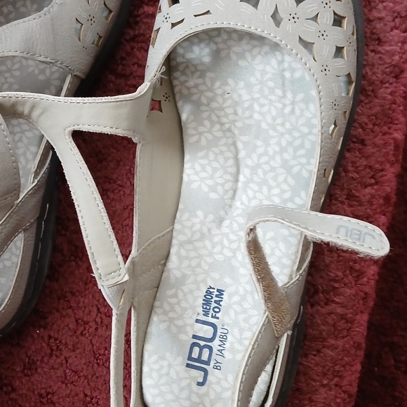 Nowt JBU SIZE 9 - Picture 6 of 12